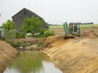 De-silting Moats